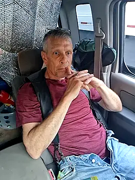 truckdawg2023 online show from 15, 6, 2026
