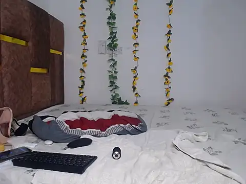 Snapshot of Sexyy_Talia chatting on 27, 6, 2026 Sexyy Talia online show from 27, 6, 2026