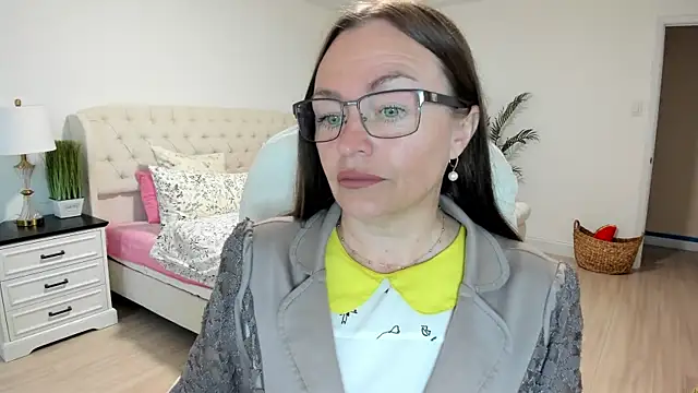 Vika73 online show from 25, 9, 2025