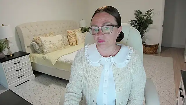 Vika73 online show from 18, 5, 2026
