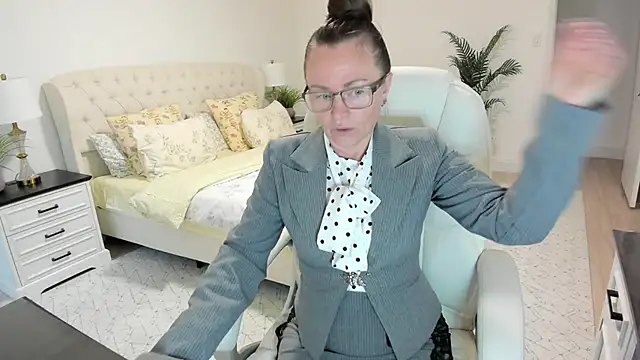 Vika73 online show from 1, 5, 2026