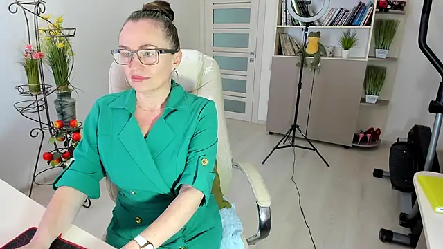 Vika73 online show from 10, 1, 2026