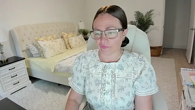 Vika73 online show from 12, 5, 2026