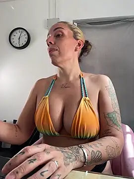 FantasiaX X online show from 17, 5, 2026