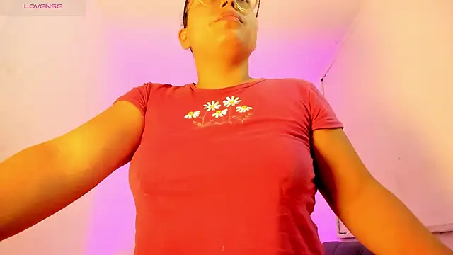 milkqueenboobs online show from 30, 6, 2026