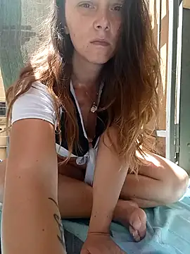 Snapshot of MissDiavoletta chatting on 15, 6, 2026 MissDiavoletta online show from 15, 6, 2026