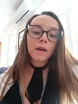 Snapshot of MissDiavoletta chatting on 17, 5, 2026 MissDiavoletta online show from 17, 5, 2026