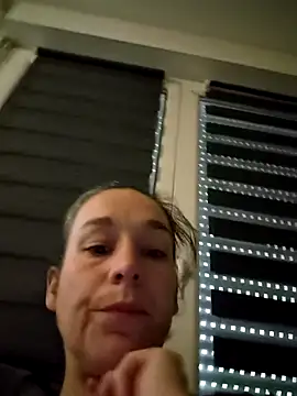 Snapshot of adelinegirly chatting on 16, 6, 2026 adelinegirly online show from 16, 6, 2026