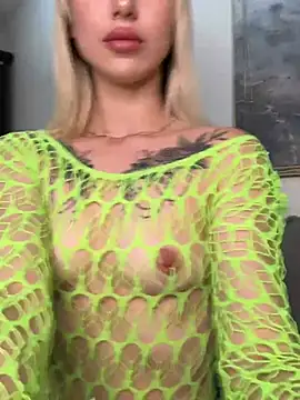 TeaseBabeXXX online show from 23, 5, 2026