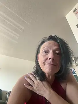 sassybrunette75 online show from 1, 6, 2026