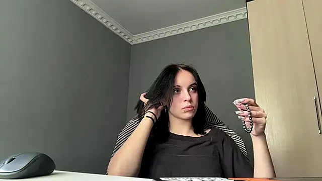 illiebilish online show from 27, 5, 2026