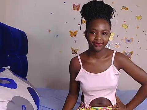 PinkCoochie02 online show from 15, 6, 2026