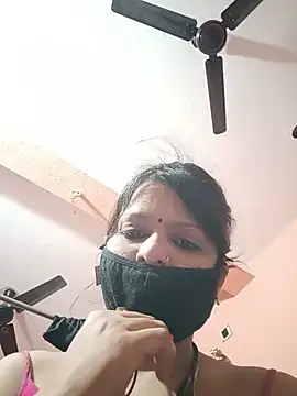ZOYA-STRIP online show from 24, 6, 2026