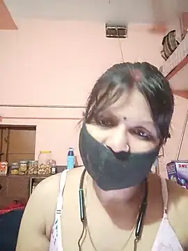 ZOYA-STRIP online show from 30, 6, 2026