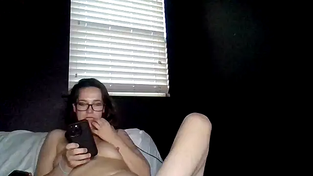 Snapshot of Tallhungcloudyyy chatting on 11, 6, 2026 Tallhungcloudyyy online show from 11, 6, 2026