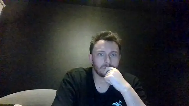 Tallhungcloudyyy online show from 17, 5, 2026