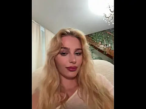Golden  Daisy online show from 3, 6, 2026
