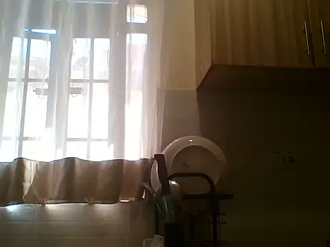 Hotty Luizer online show from 26, 5, 2026
