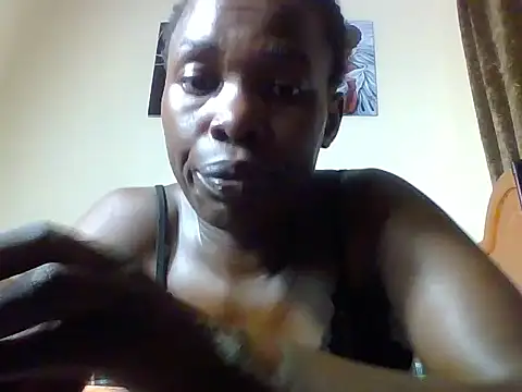 Sparklebootyqueen online show from 18, 5, 2026