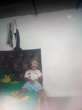 soymartinez2004 online show from 18, 5, 2026