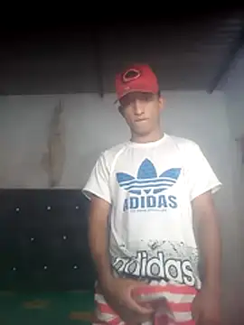 soymartinez2004 online show from 24, 6, 2026