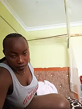 AshantiLuxx online show from 3, 6, 2026