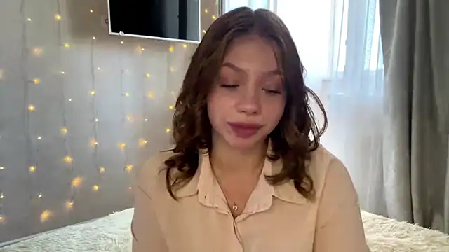 Lia be mine online show from 9, 7, 2026