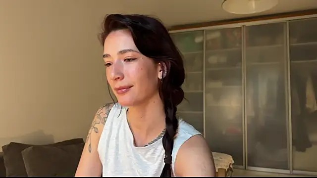 Snapshot of mulaniha chatting on 10, 7, 2026 mulaniha online show from 10, 7, 2026