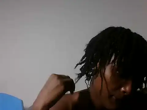 Sleek petite online show from 14, 6, 2026