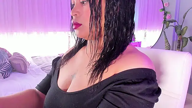 Bianca DVarela online show from 8, 6, 2026