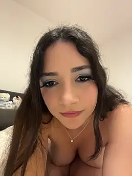EmmyBullockk online show from 29, 5, 2026