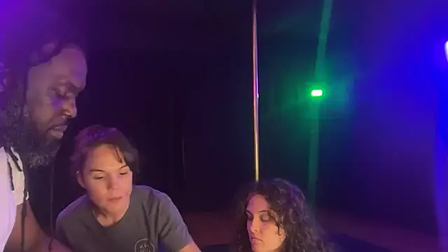 shadowmanNsnowflake online show from 30, 6, 2026