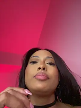 Snapshot of Saraah_bosh chatting on 24, 5, 2026 Saraah bosh online show from 24, 5, 2026