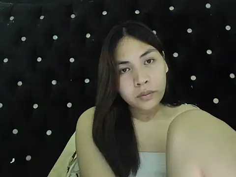 ambercrumbie online show from 3, 6, 2026