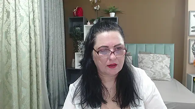 ValerieSmithsx online show from 20, 5, 2026
