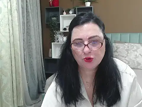 ValerieSmithsx online show from 21, 5, 2026