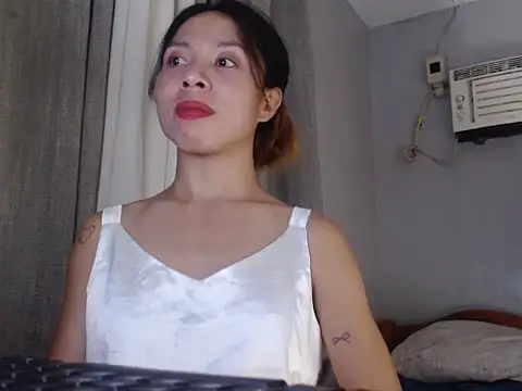 Super Hot BunnyXX online show from 10, 6, 2026