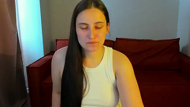Elizabet Colllins online show from 11, 6, 2026
