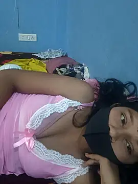 Naughty-Savi online show from 17, 6, 2026