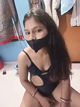 Naughty-Savi online show from 17, 6, 2026