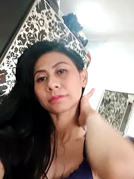 Alisaa0716 online show from 1, 6, 2026
