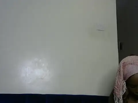 Sexy strawberina online show from 16, 6, 2026