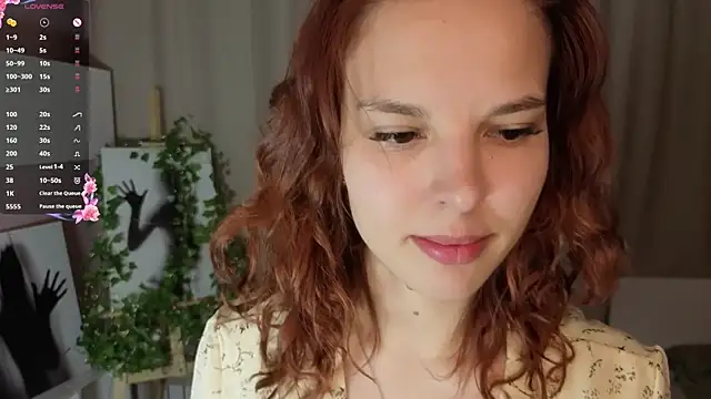 Snapshot of SinaHogsette chatting on 20, 6, 2026 SinaHogsette online show from 20, 6, 2026