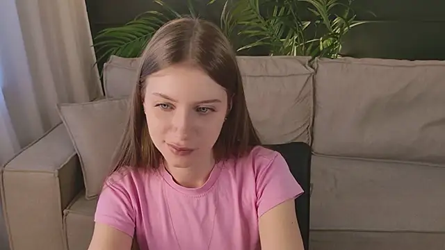 Livia Place online show from 20, 5, 2026