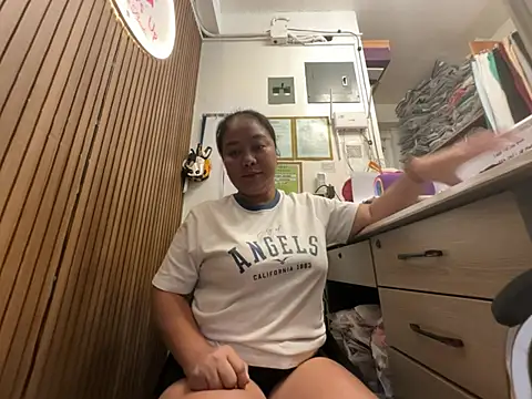 asian milfpinay online show from 6, 7, 2026