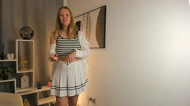 VernitaJanson online show from 19, 5, 2026