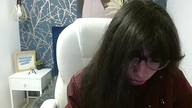Allyshon  online show from 10, 6, 2026