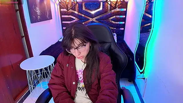 Allyshon  online show from 24, 6, 2026