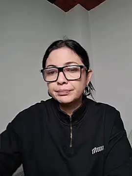 Scarlett Valnyx online show from 10, 6, 2026