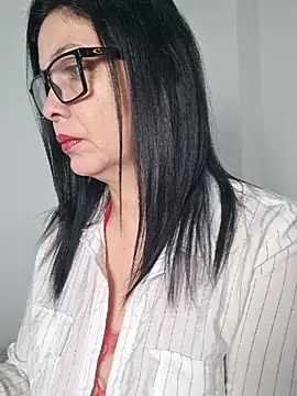 Scarlett Valnyx online show from 4, 6, 2026